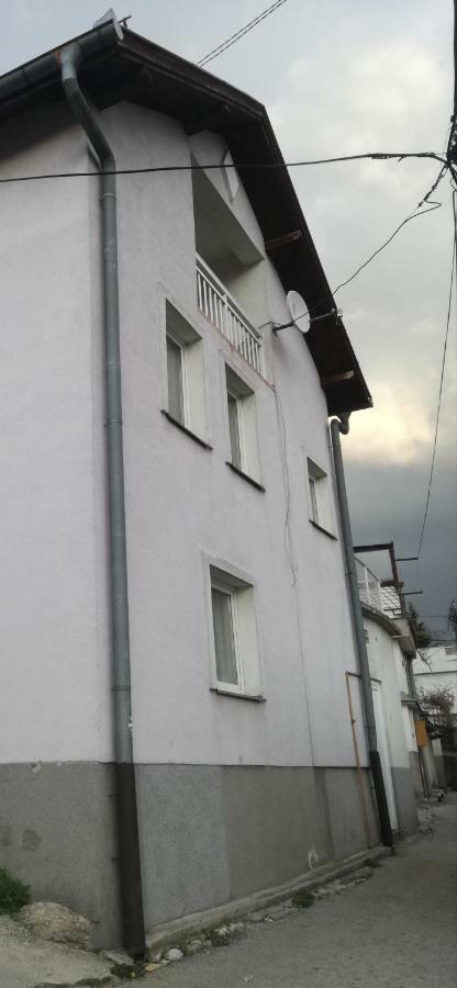 " Relax & Enjoy " Apartment Sarajevo Luaran gambar