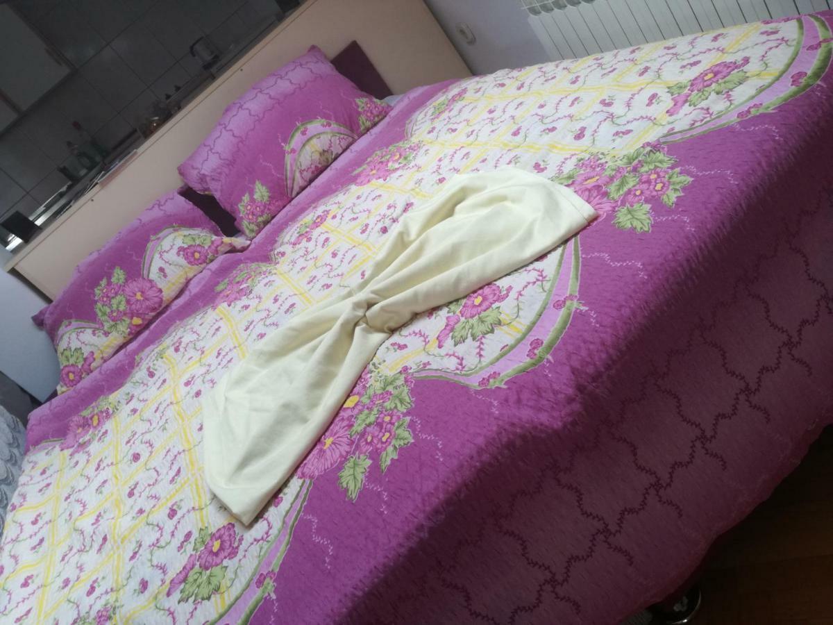 " Relax & Enjoy " Apartment Sarajevo Luaran gambar