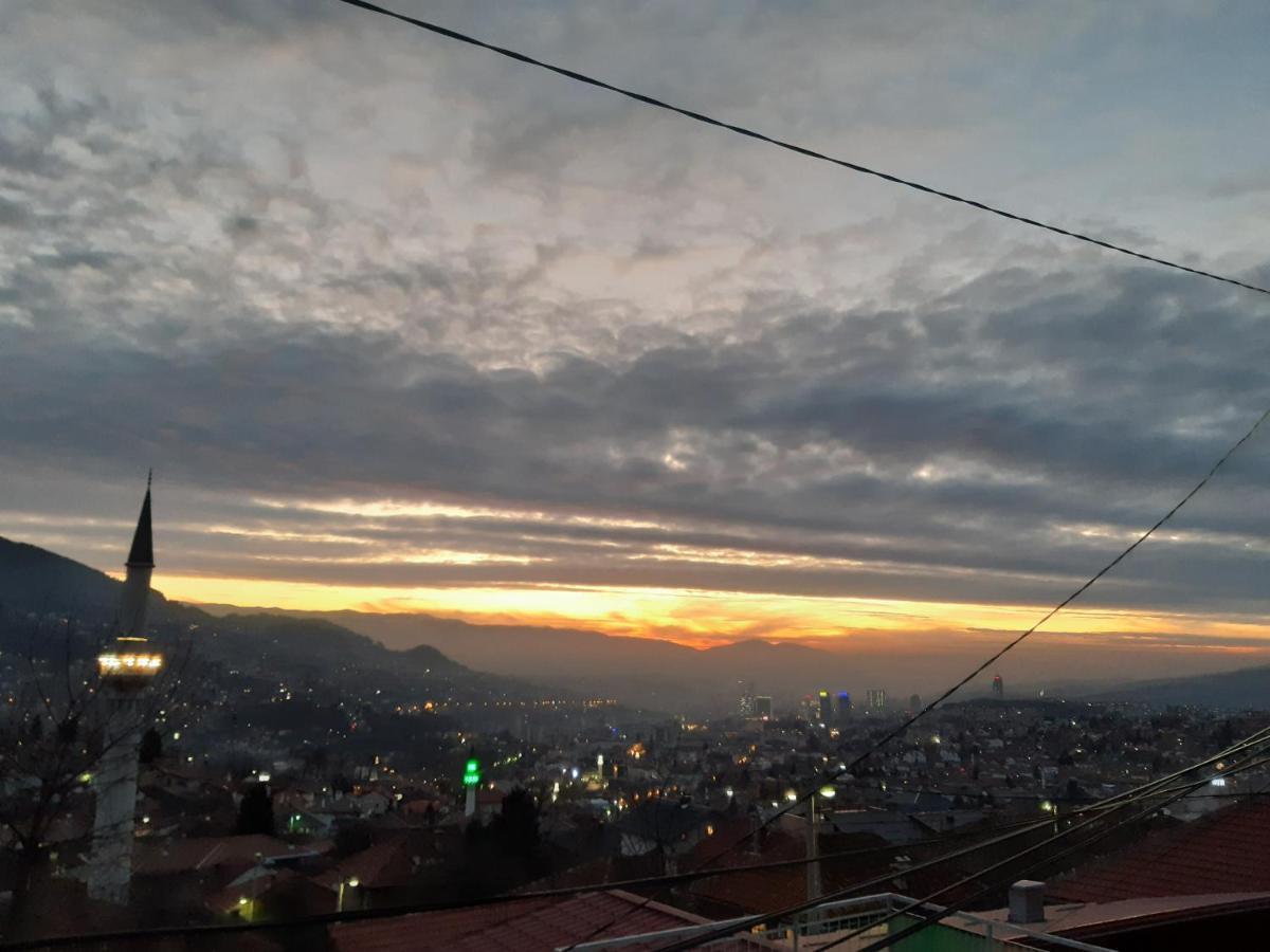 " Relax & Enjoy " Apartment Sarajevo Luaran gambar